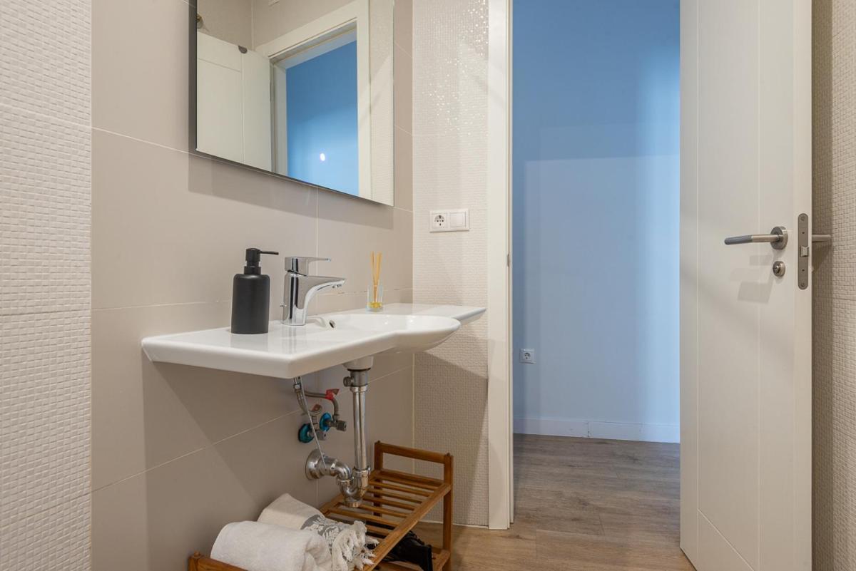 Puerta Real Centro Apartment 格拉纳达 外观 照片