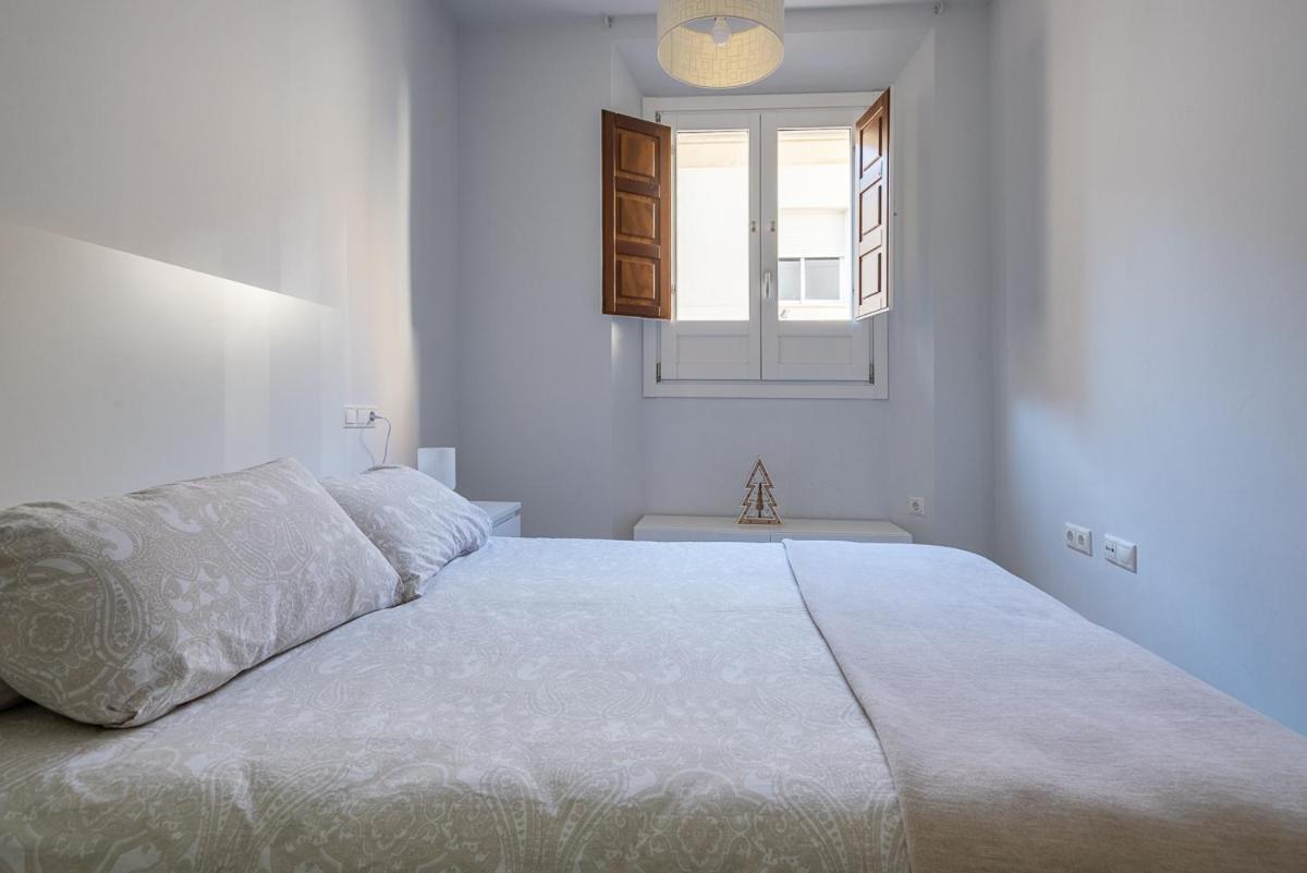 Puerta Real Centro Apartment 格拉纳达 外观 照片
